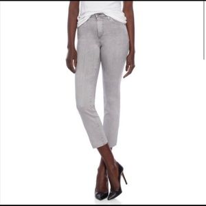 AG Prima Crop Gray Mid rise Jean 26